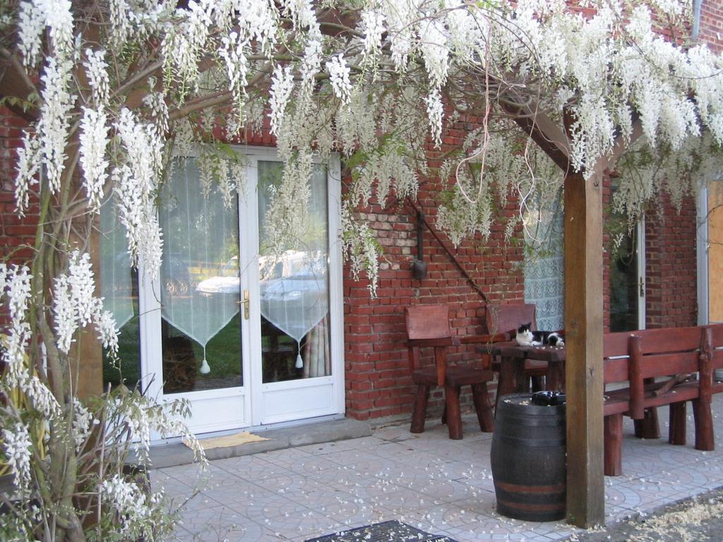 Chambre D'Hotes La Chaiserie Romeries Екстериор снимка